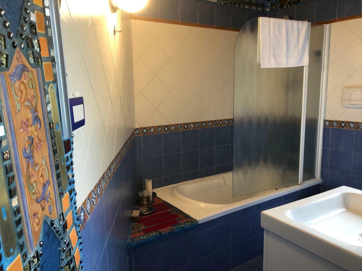 Casa Di Erminia Panzió Nápoly Kültér fotó